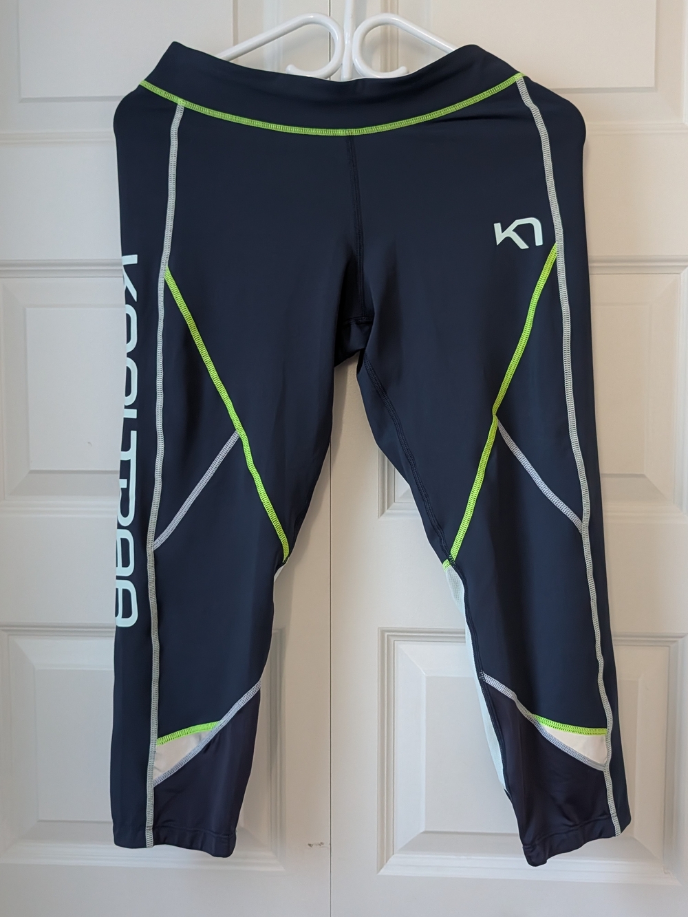 Kari Traa Womens Navy Blue Performance Tights with Lime Accents